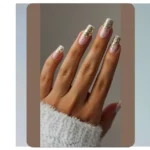 18 Trendy Christmas Nail Inspo Ideas You’ll Want to Show Off